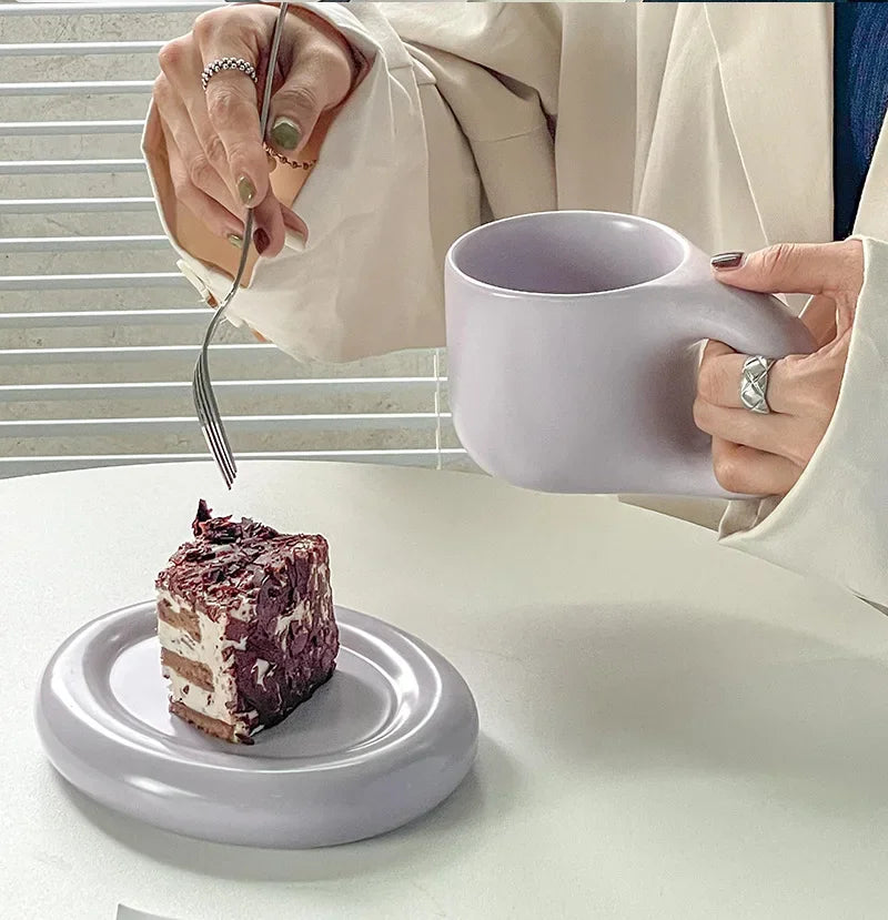 Nordic Modern Ceramic Coffee Cups and Plates Korean Ins Cute Trendy Chubby Cup Office Makron Color Spotted Texture Couple Cup